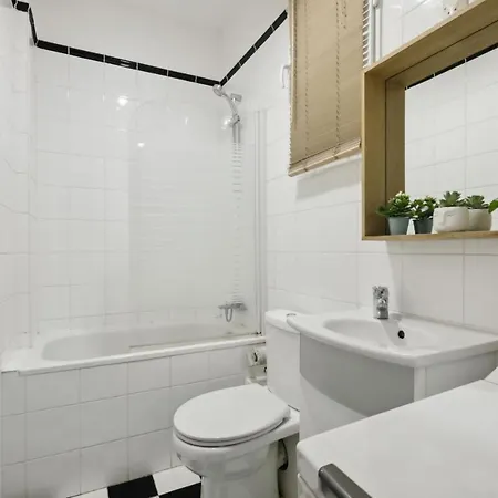 Le Marais - Place Des Vosges Studio *